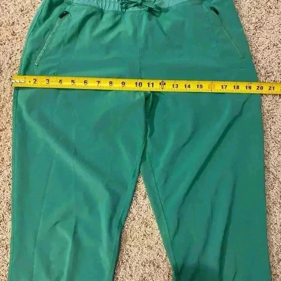 Fabletics Leggings Womens Dance Medium Cropped Pull On Stretch Pockets Green - Picture 10 of 12